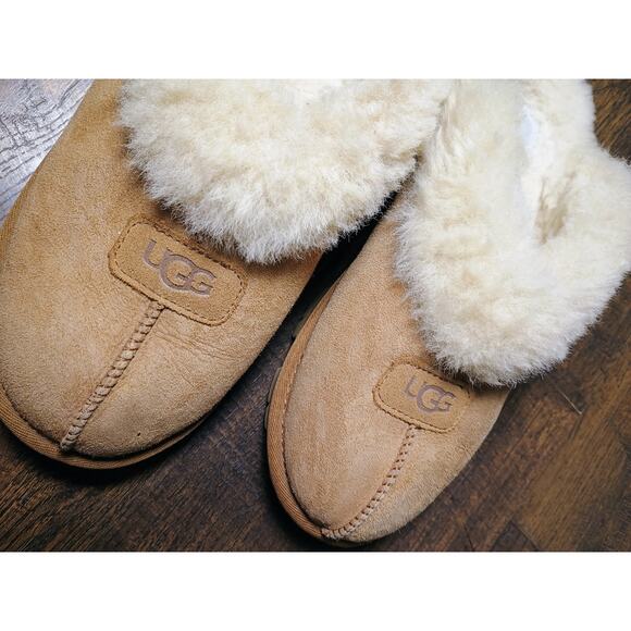 UGG Women's Coquette slippers in chestnut color size 9 - Picture 5 of 7